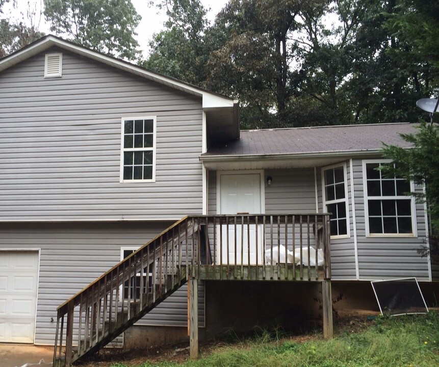 170 Widgeon Dr in Newnan, GA - Building Photo