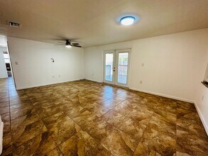 10190 61st Way in Pinellas Park, FL - Building Photo - Building Photo