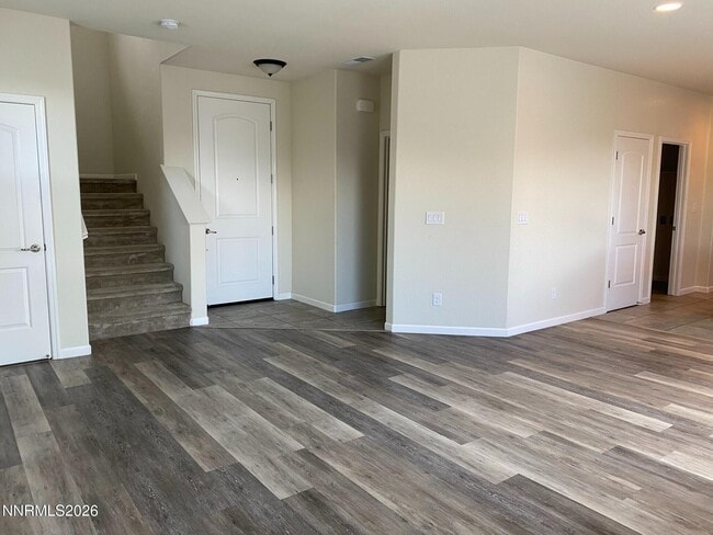 7038 Diversey Dr in Sparks, NV - Building Photo - Building Photo