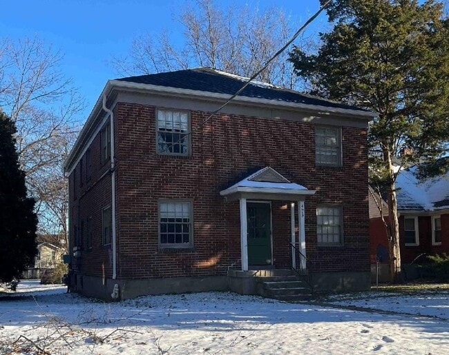 property at 4615 S 2nd St