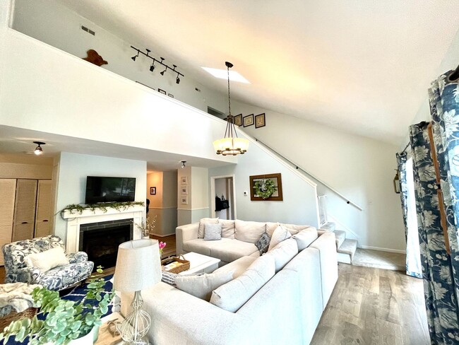 2201 Baylake Rd in Virginia Beach, VA - Building Photo - Building Photo