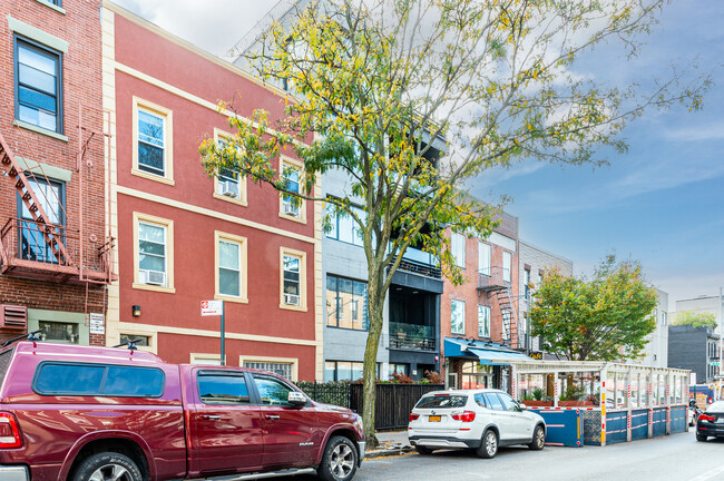 131 Wythe Ave in Brooklyn, NY - Building Photo - Building Photo