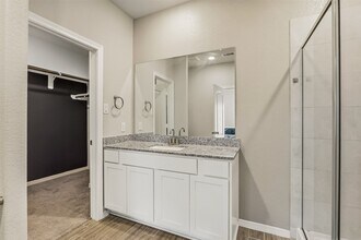 25722 Hickory Pecan Trl in Tomball, TX - Building Photo - Building Photo