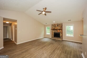 5818 Mistyview Dr in Rex, GA - Building Photo - Building Photo