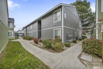 4608 Neil Rd in Reno, NV - Building Photo - Building Photo