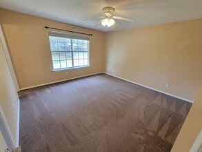 2805 Braswell St in Navarre, FL - Building Photo - Building Photo