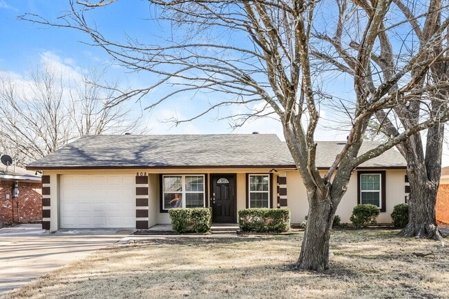 property at 808 Quinette Dr