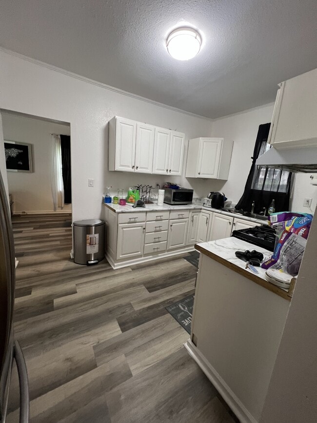 630 W Marietta St in Decatur, IL - Building Photo - Building Photo