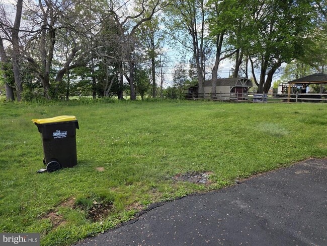 217 Cherry Ln in Lansdale, PA - Building Photo - Building Photo