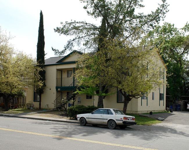 432 March Ave in Healdsburg, CA - Building Photo - Building Photo