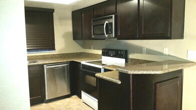 1905 E University Dr, Unit 262 in Tempe, AZ - Foto de edificio - Building Photo