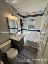 5924 N Denver Ave in Portland, OR - Building Photo - Building Photo