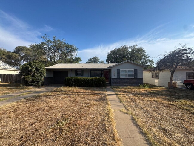 property at 3013 38th St