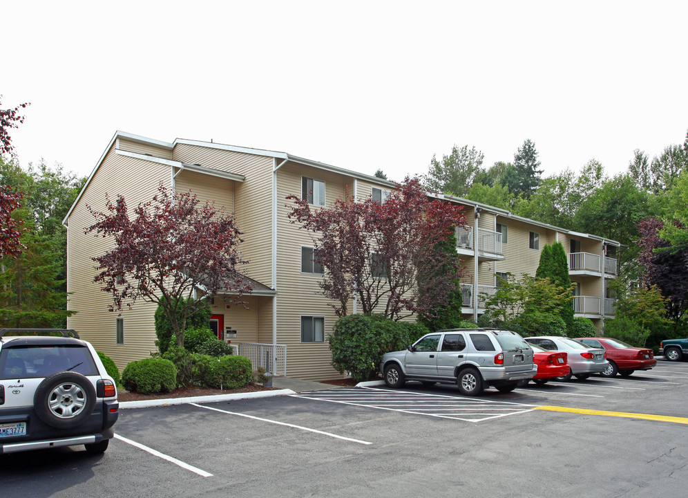 Wildwood in Lake Forest Park, WA - Building Photo