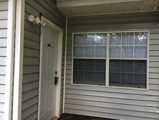 property at 3311 Vaucluse Rd