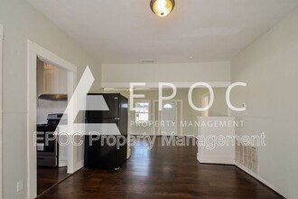 706 Van Buren St in Wichita Falls, TX - Building Photo - Building Photo