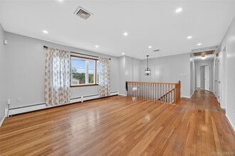 20 Peter Bush Dr in Monroe, NY - Building Photo - Building Photo