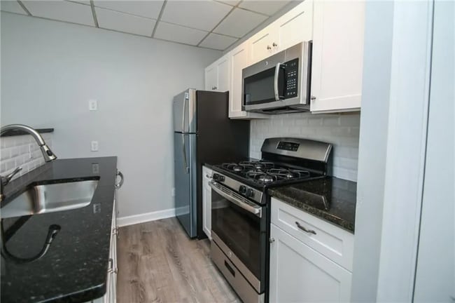 241 Norris Dr in Rochester, NY - Building Photo - Building Photo
