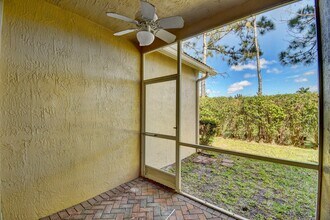 6414 Park Lake Cir in Boynton Beach, FL - Building Photo - Building Photo