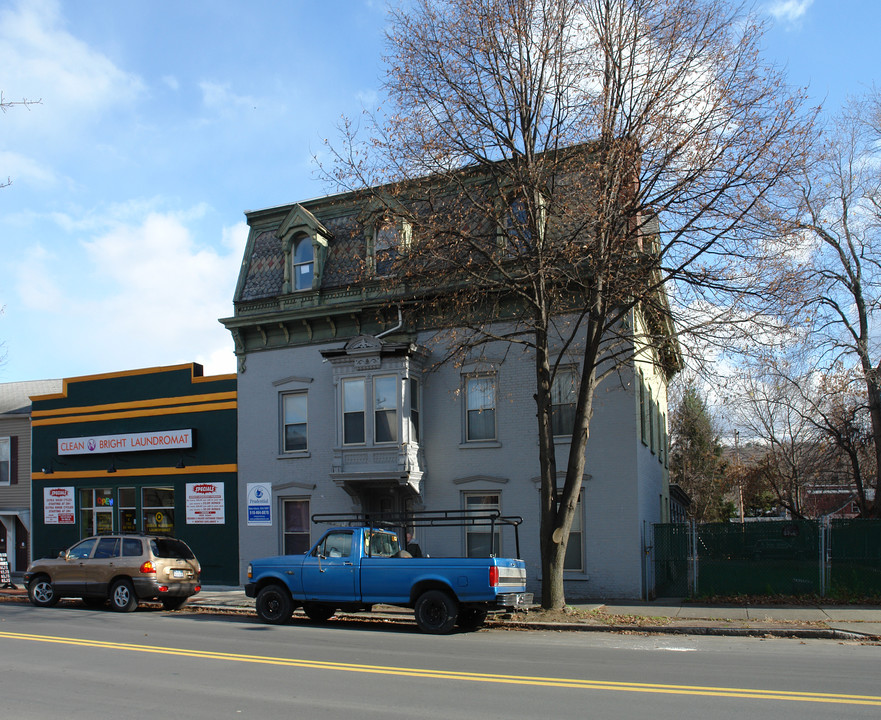 650 Second Ave in Troy, NY - Building Photo