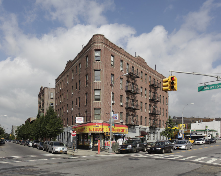 213 Union Ave in Brooklyn, NY - Foto de edificio