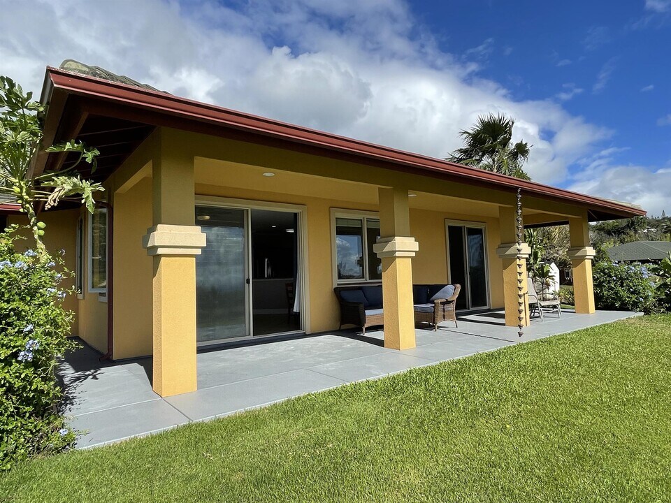 588 Anekona St in Wailuku, HI - Building Photo