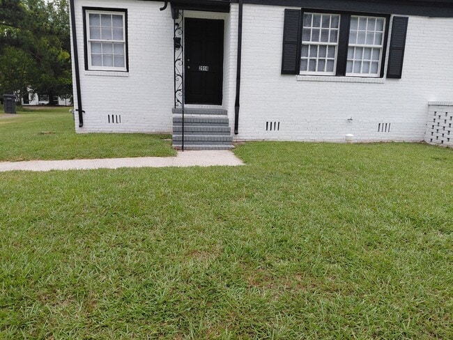 property at 2914 Jefferson St