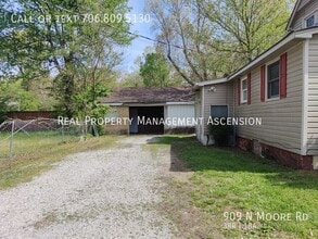 909 N Moore Rd in Chattanooga, TN - Building Photo - Building Photo