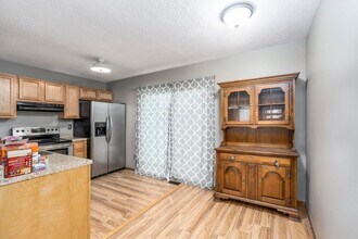 7695 Barkwood Dr, Unit 7695 in Worthington, OH - Building Photo - Building Photo