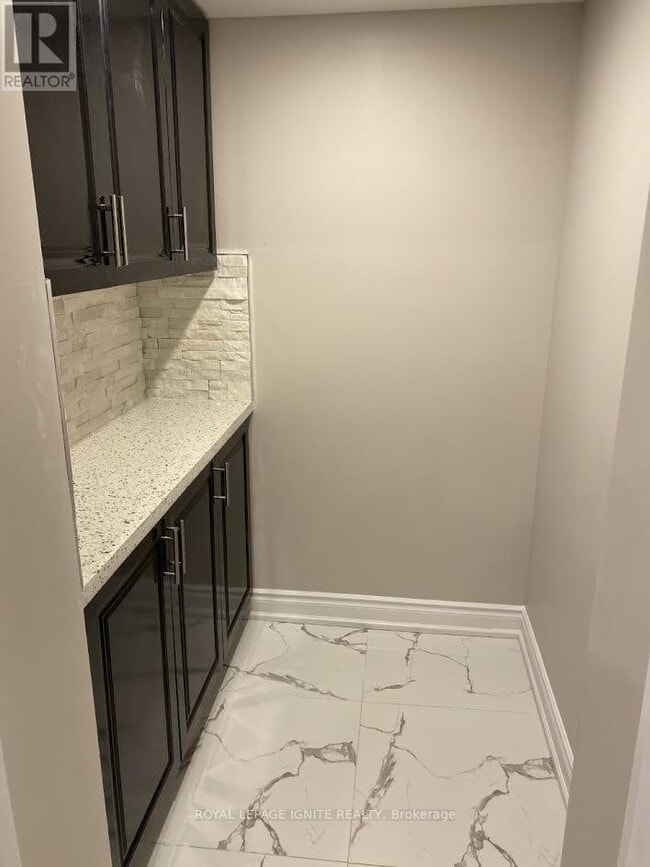 property at 38 Havanna Cres