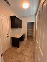 2833 W Connelly Ave in Visalia, CA - Building Photo - Building Photo