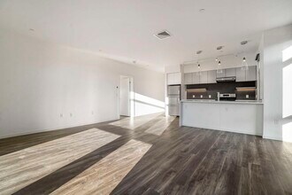 839 Beacon St in Boston, MA - Building Photo - Building Photo