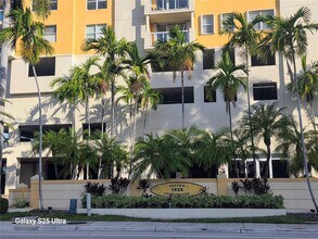 1625 Kennedy Cswy in North Bay Village, FL - Building Photo - Building Photo