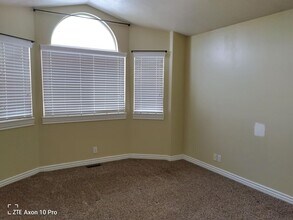 2127 S 2000 W in Syracuse, UT - Building Photo - Building Photo