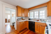 49 Willow St, Unit 2 in Belmont, MA - Foto de edificio - Building Photo