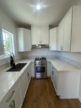 13613 Crewe St, Unit Brand new ADU in Van Nuys, CA - Building Photo - Building Photo