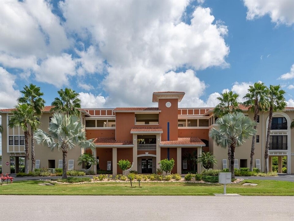 3308 Purple Martin Dr in Punta Gorda, FL - Building Photo