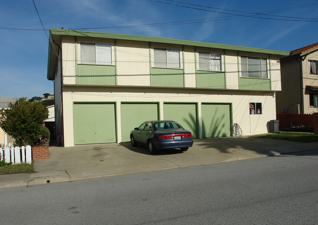 279 Brighton Rd in Pacifica, CA - Building Photo - Building Photo