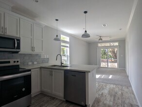 117 Pioneer Ln in Valrico, FL - Building Photo - Building Photo