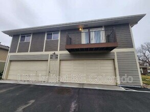 6650 E Arizona Ave in Denver, CO - Building Photo - Building Photo