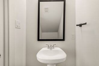 4136 Jeanne Dr in College Station, TX - Building Photo - Building Photo