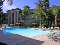 Building Photo - Villa Del Sol Apartamentos in San Diego, California