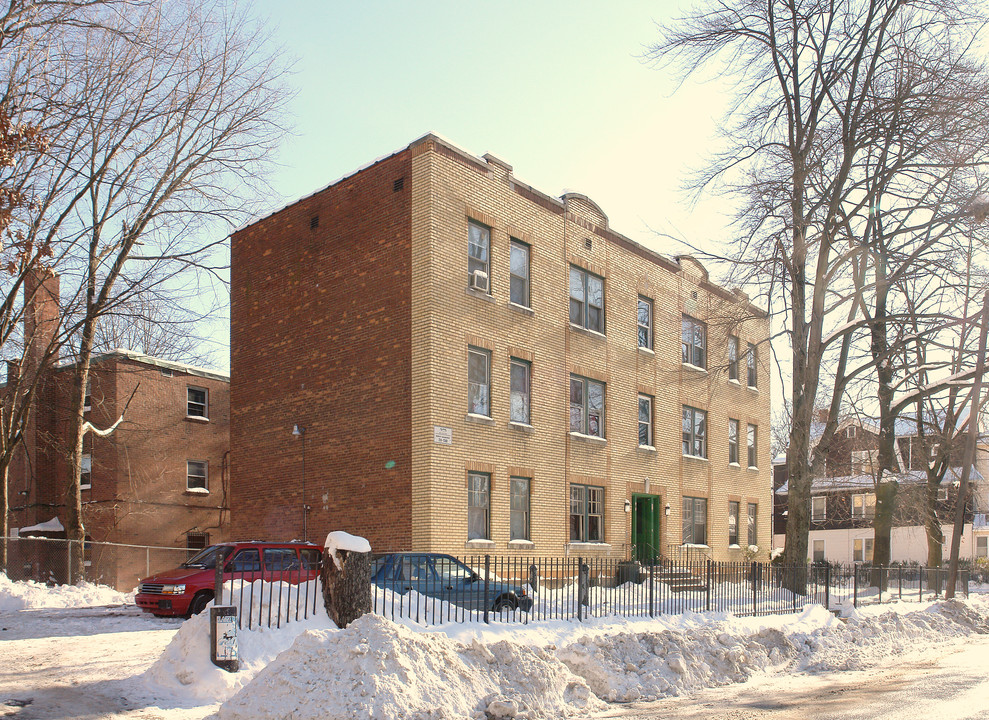 268 Hillside Ave in Hartford, CT - Building Photo