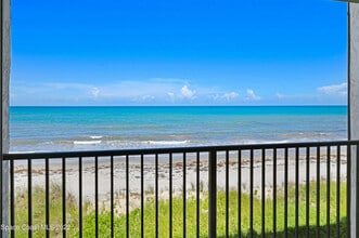 199 Jimmy Buffett Mem Hwy in Satellite Beach, FL - Foto de edificio - Building Photo