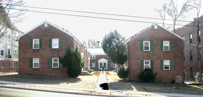 478 Tremont Ave in Orange, NJ - Building Photo - Building Photo