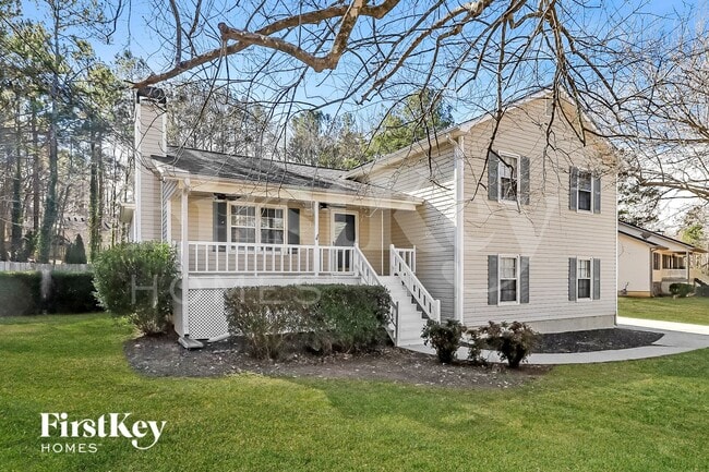 property at 560 Presidential Dr