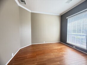 2802 Parkeston Dr in Spring, TX - Building Photo - Building Photo