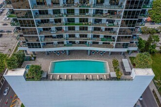 1600 NE 1st Ave, Unit 3609 in Miami, FL - Foto de edificio - Building Photo