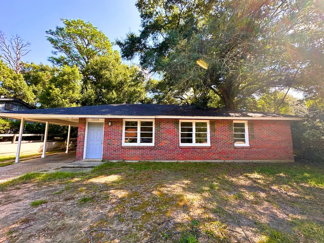 1250 Druid Dr in Mobile, AL - Building Photo - Building Photo