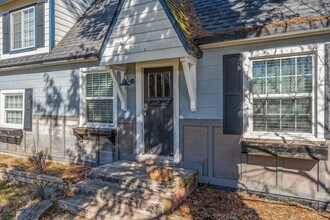 1033 E Pine Ave in Coeur d'Alene, ID - Building Photo - Building Photo